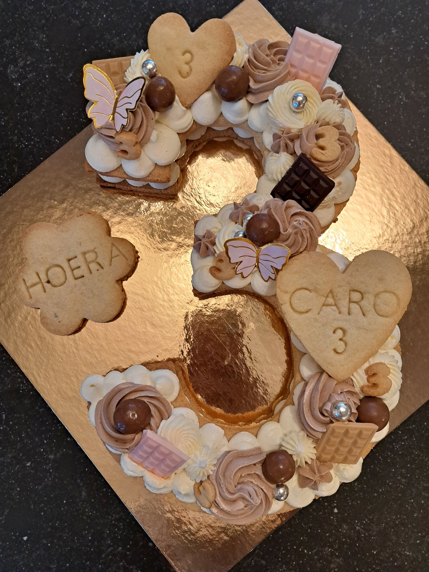 Cijfer- en lettertaart